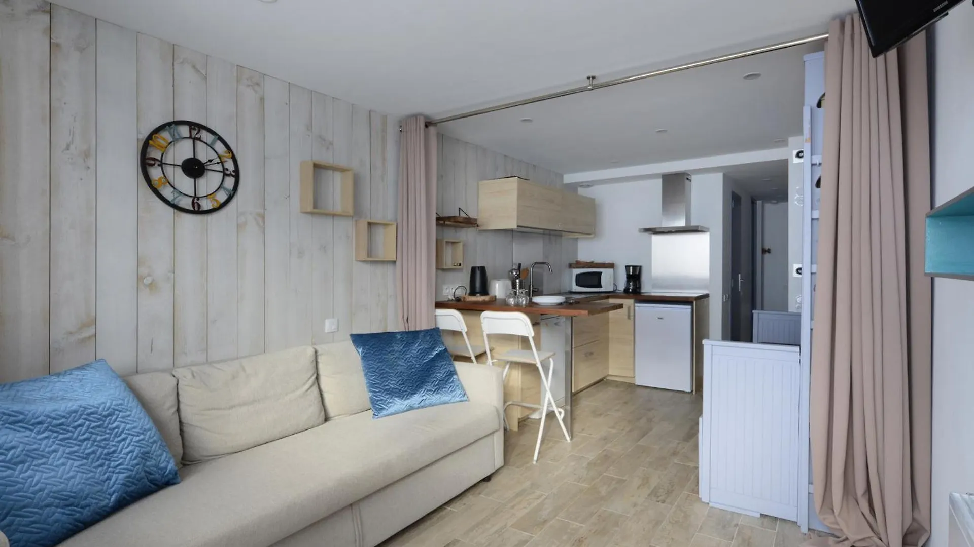Studio Confort Renove, Balcon Sud, Skis Aux Pieds - Fr-1-181-2556 La Plagne Apartman